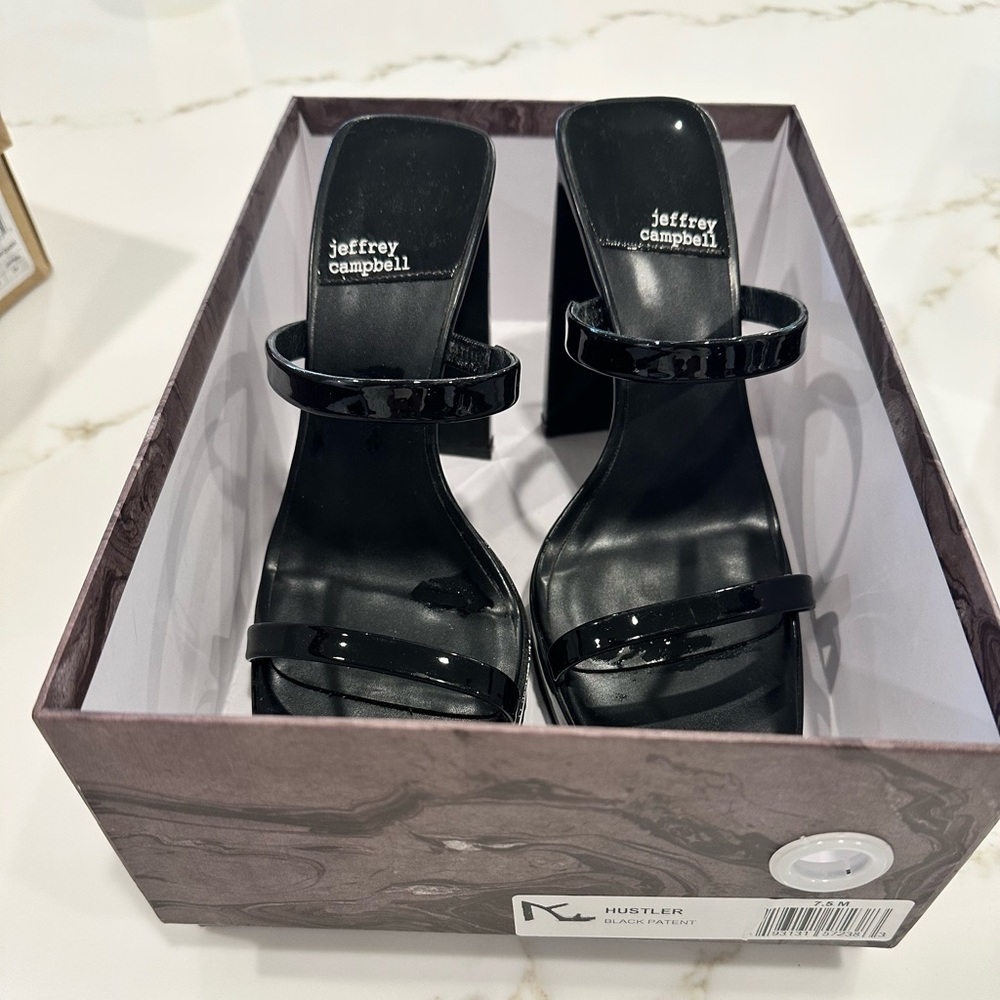 Jeffrey Campbell Hustler Black Patent Block Heel Sandals Size 7.5 - Picture 2 of 6